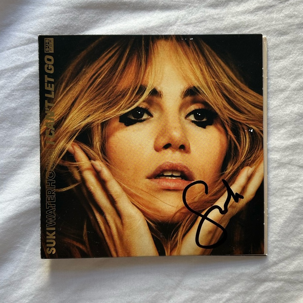 SIGNED Suki Waterhouse I Can’t Let Go CD